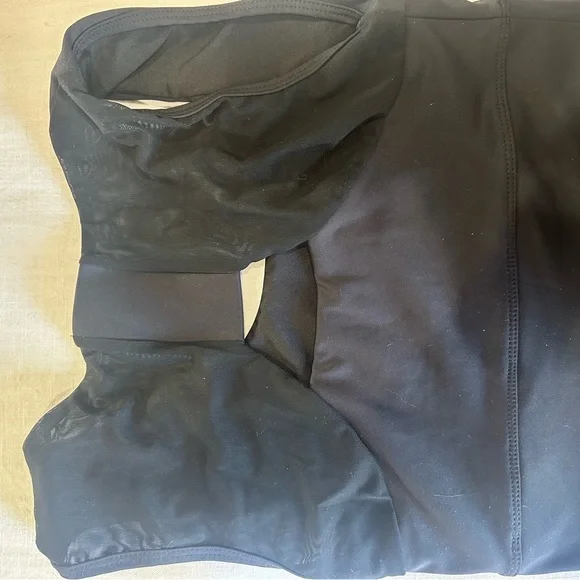 Forme Posture Correcting Revive Black Sports Bra - Picture 3 of 5